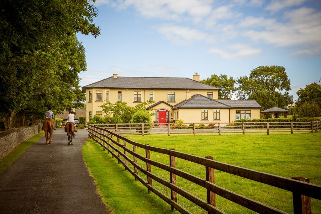 Cahergal Farmhouse B&B Newmarket-on-Fergus Exterior foto